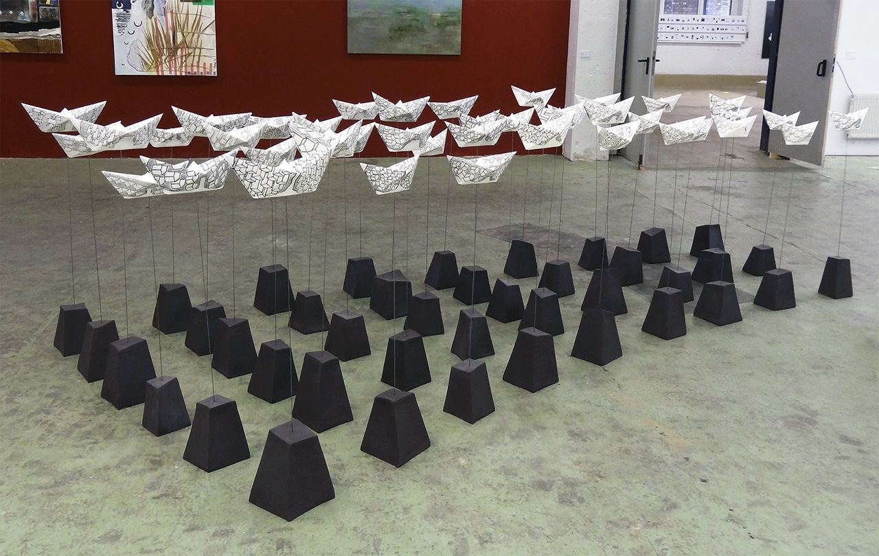 In Between … Where – Installation Kunstopfer – transformart Berlin – 2017